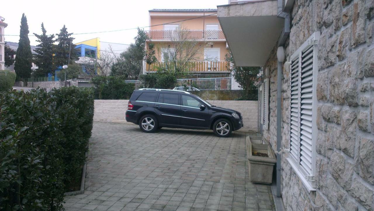 Appartamento Vipava Selce Esterno foto