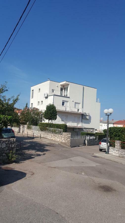 Appartamento Vipava Selce Esterno foto