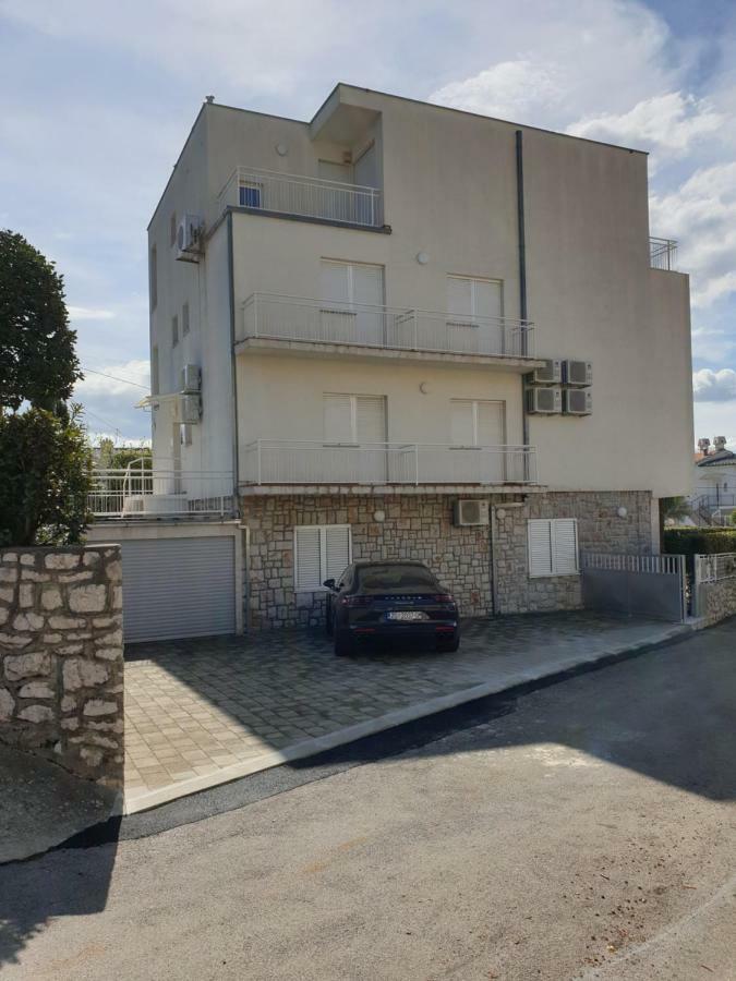 Appartamento Vipava Selce Esterno foto