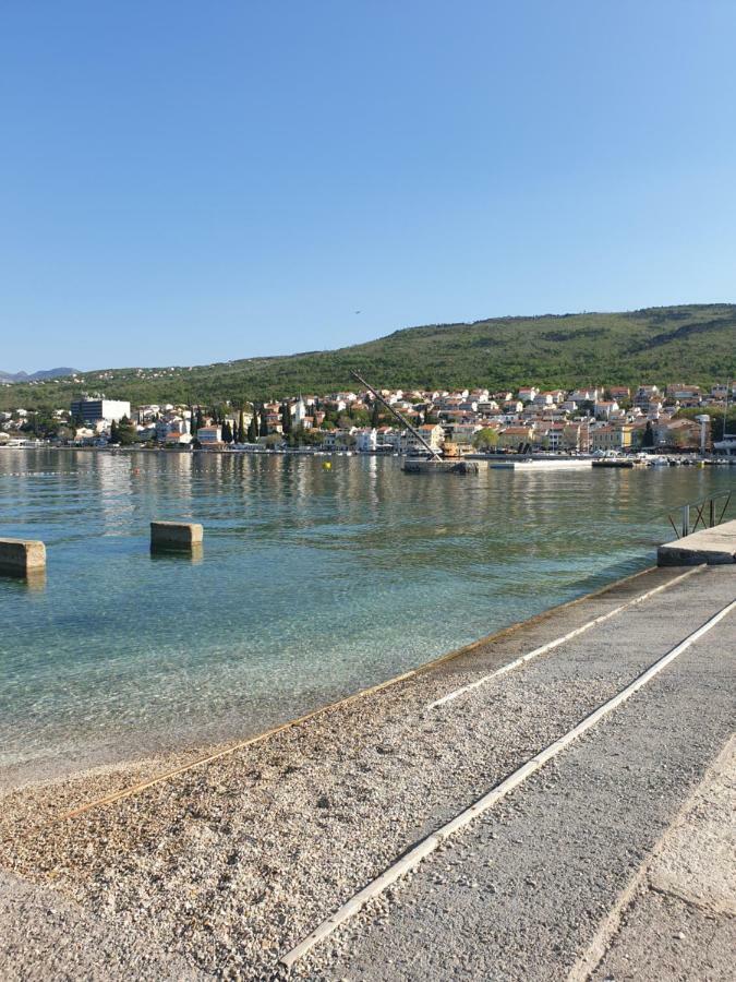 Appartamento Vipava Selce Esterno foto